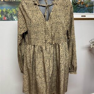 SHEIN Tan and Black Speckled Long Sleeve dress .loose fit . Like new